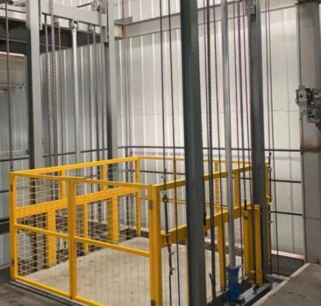 华阴货梯可以安装在室外的防护措施有哪些